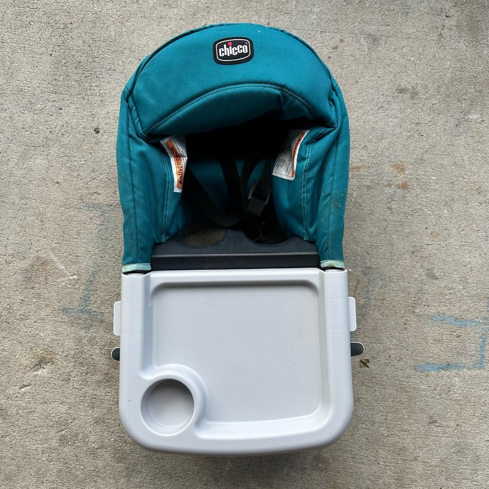 Chico baby clip on high chair with removable tray